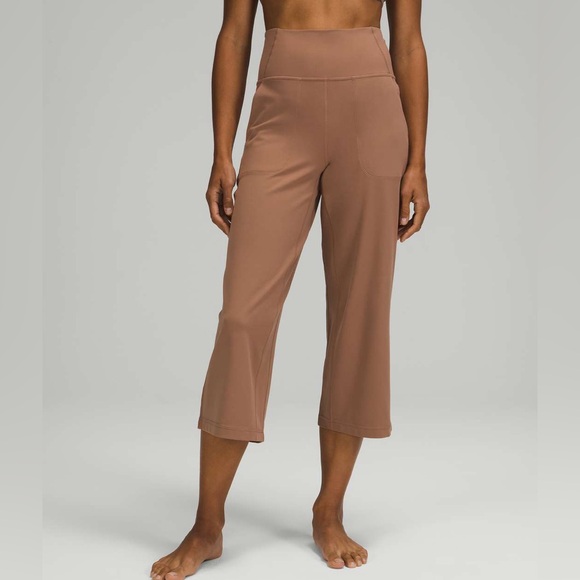 Lululemon Align Wide Leg Super-High-Rise Crop *23" - Picture 4 of 8